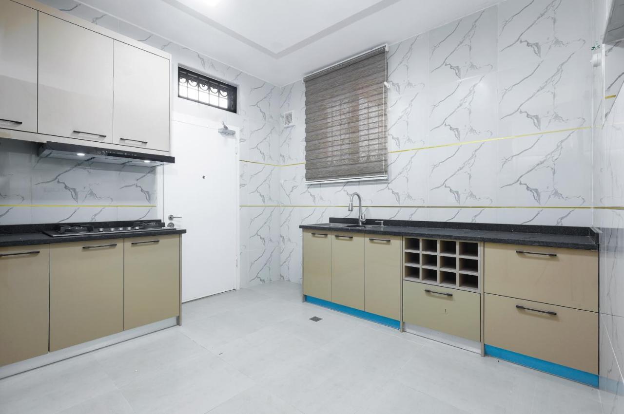 Bkt Cribs - Apartments & Suites Abuja Extérieur photo