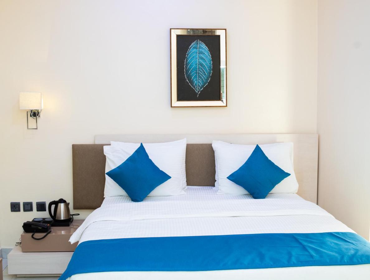 Bkt Cribs - Apartments & Suites Abuja Extérieur photo