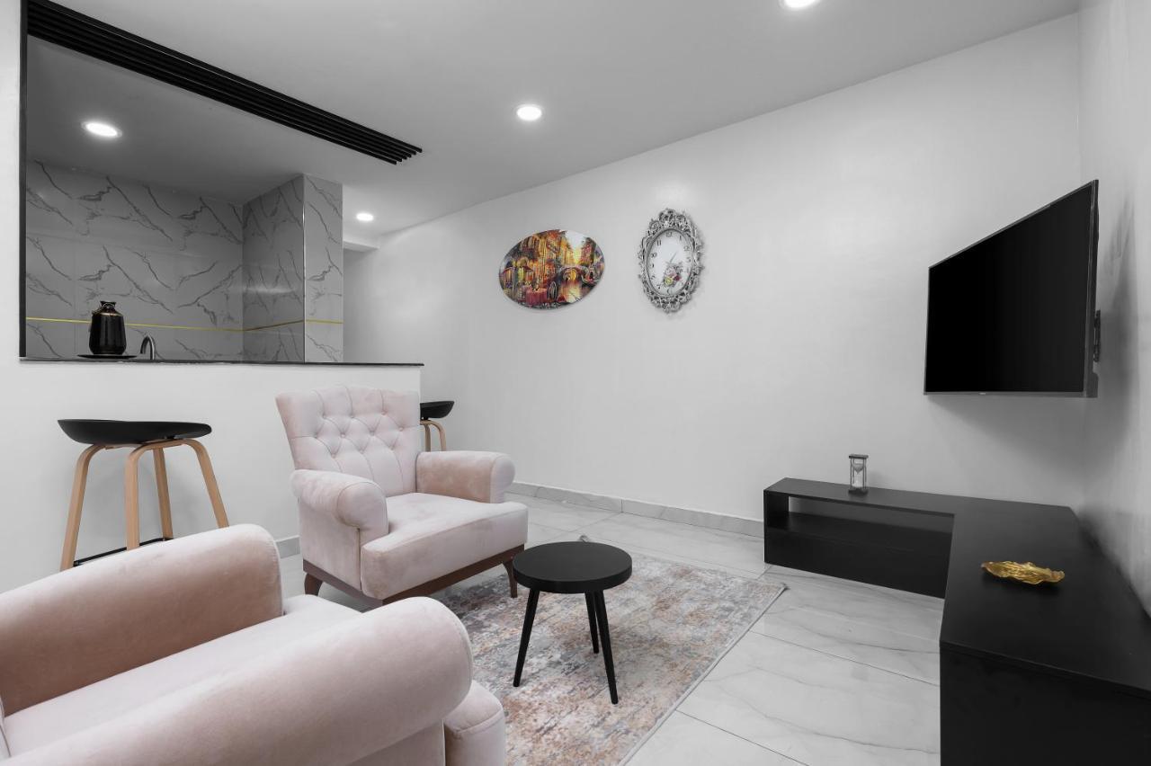 Bkt Cribs - Apartments & Suites Abuja Extérieur photo