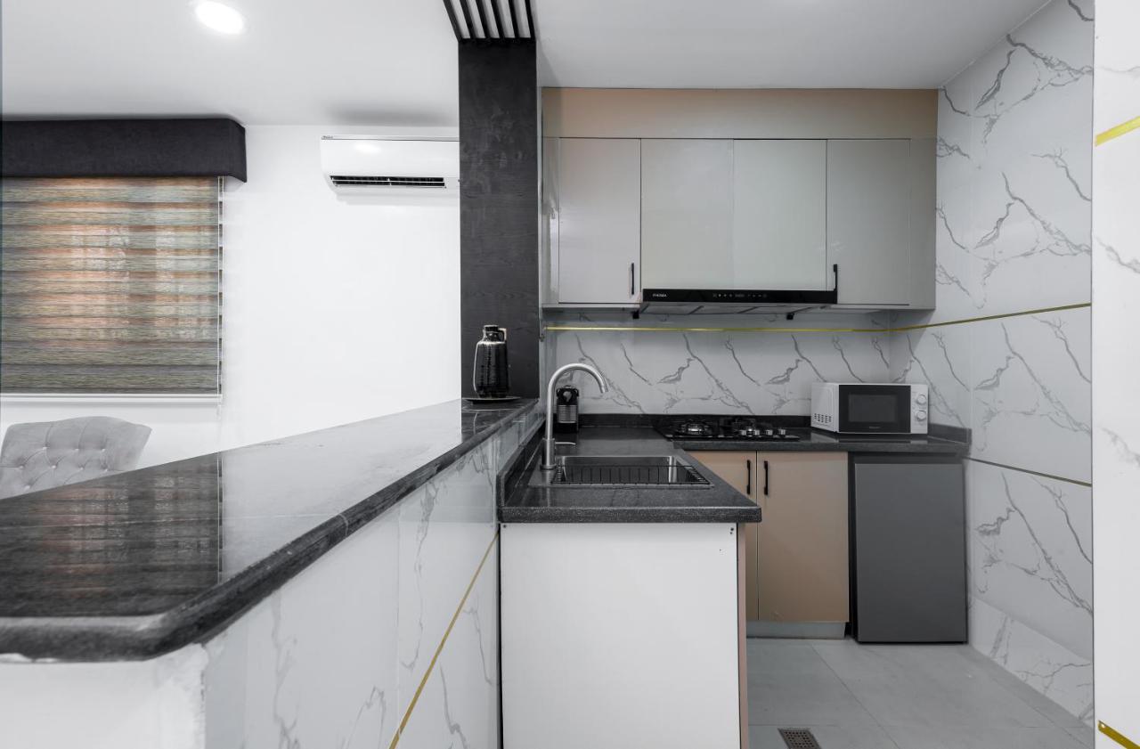 Bkt Cribs - Apartments & Suites Abuja Extérieur photo